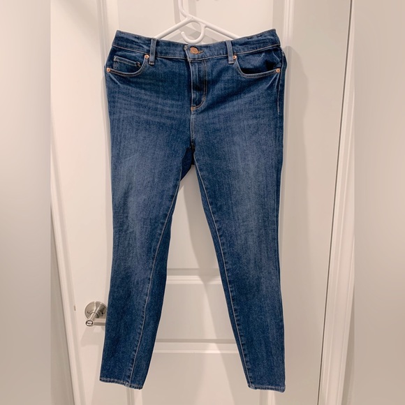 LOFT Mid-Rise Skinny Jeans - Picture 1 of 3